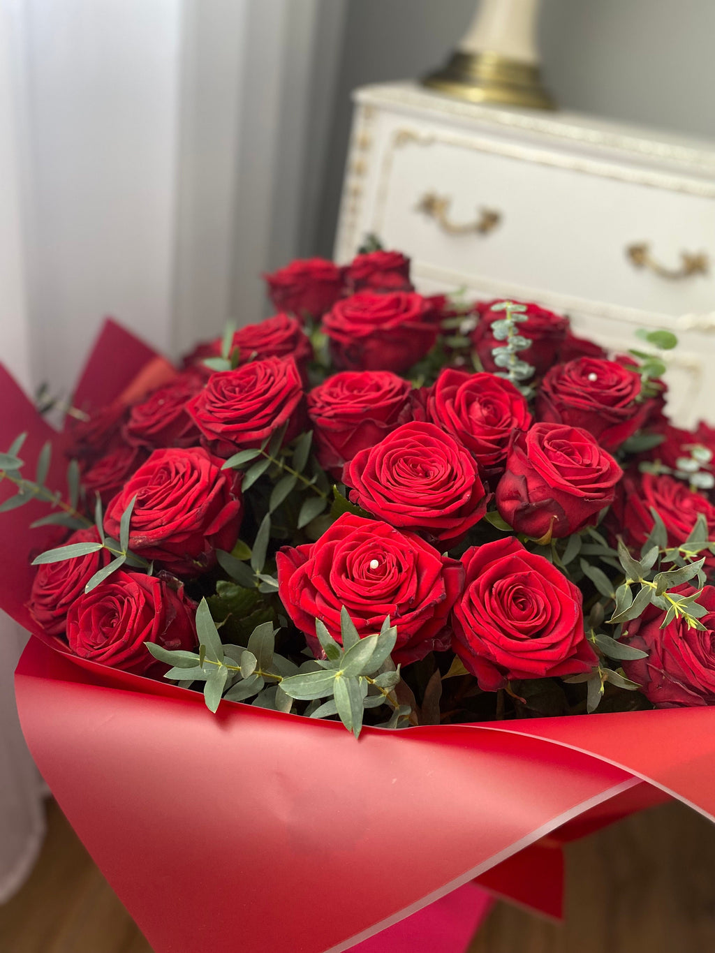 50 red roses bouquet hand-tied fresh flowers UK delivery