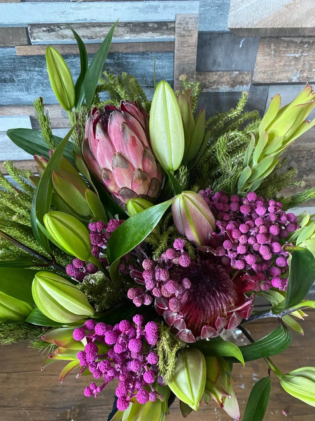 Grand Luxury Purple Bouquet - Stunning Luxury Flower Bouquet - Freshness Flowers