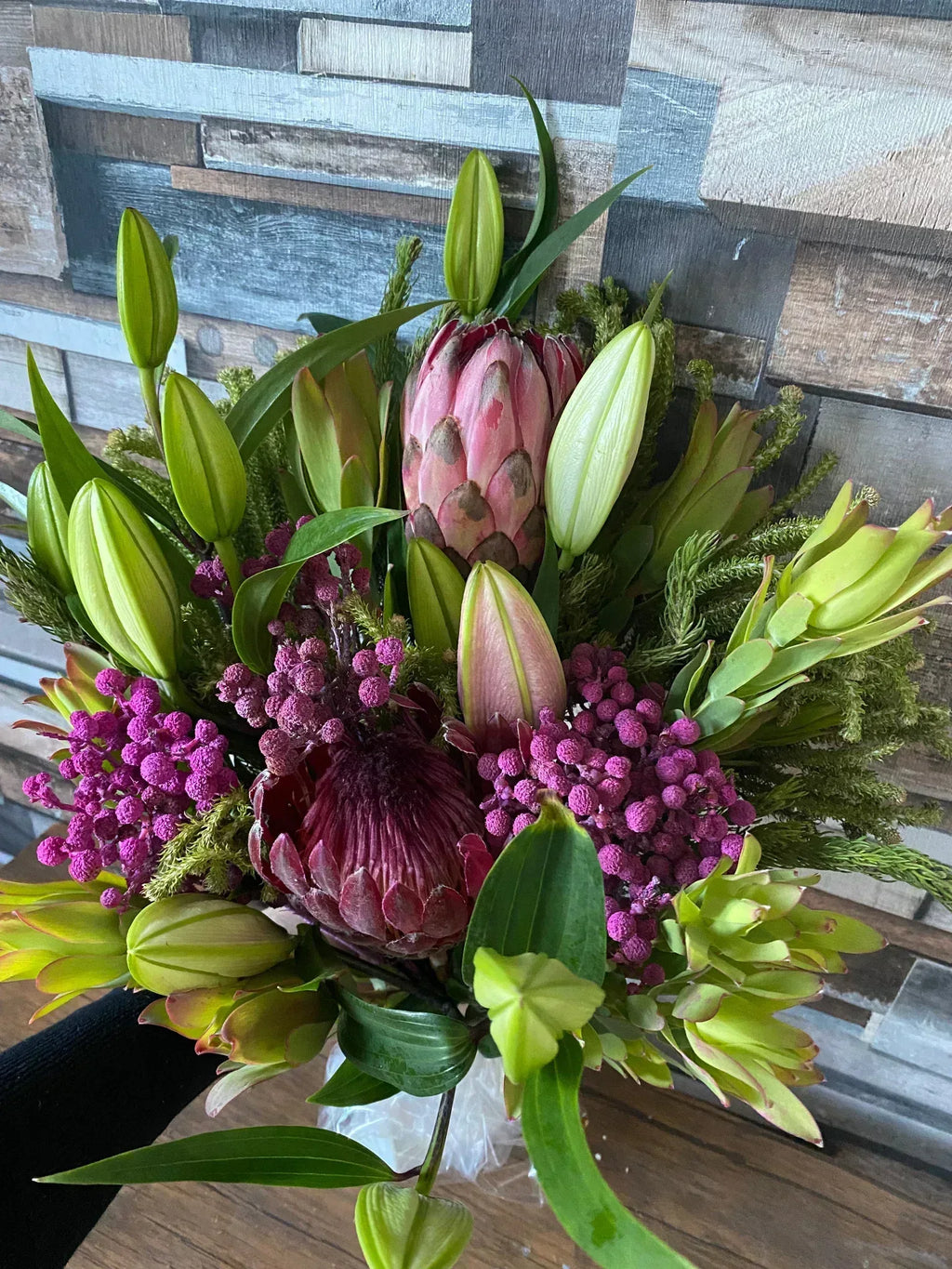 Grand Luxury Purple Bouquet - Stunning Luxury Flower Bouquet - Freshness Flowers